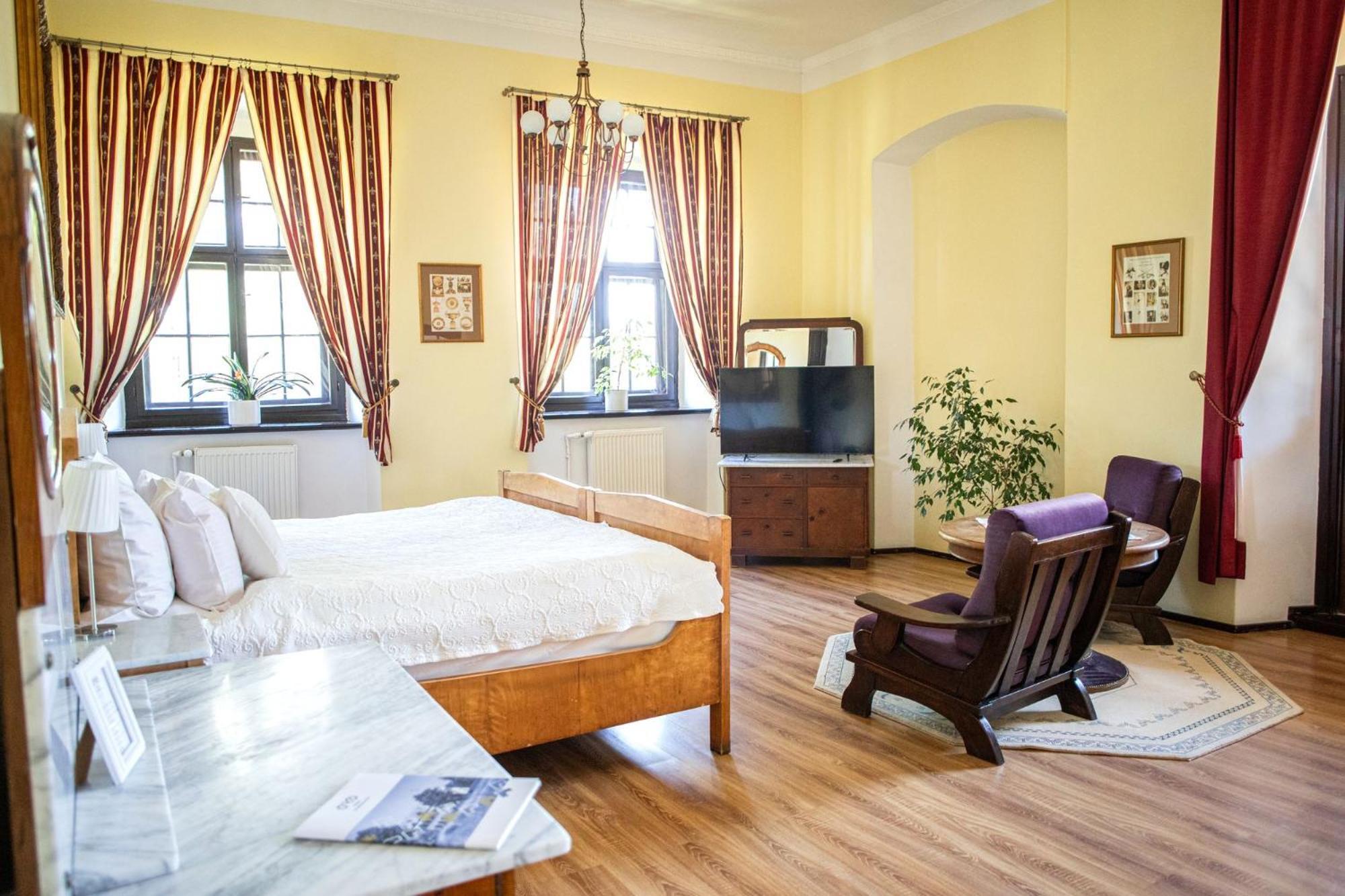 Palac Krobielowice Kąty Wrocławskie Buitenkant foto