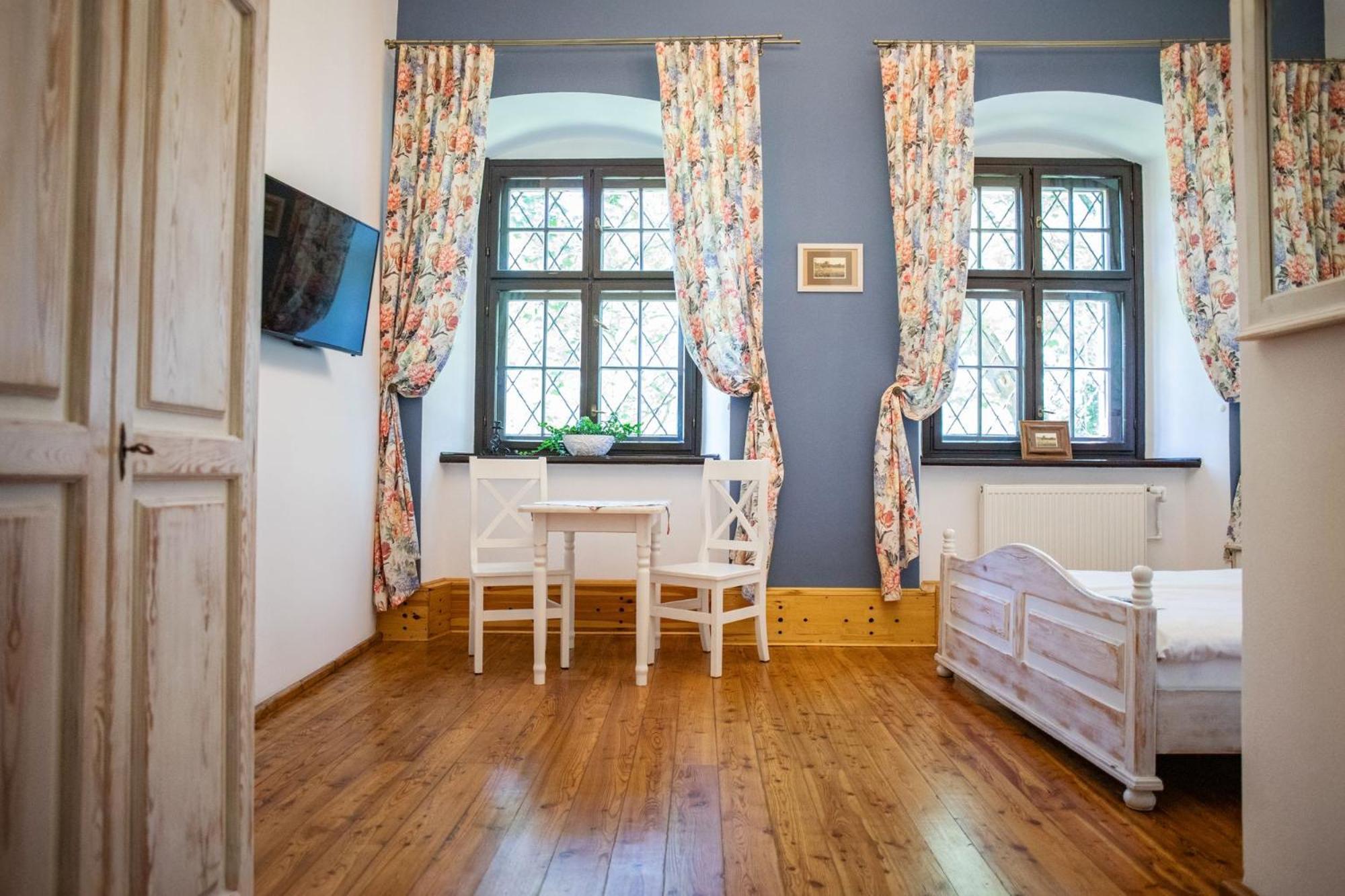 Palac Krobielowice Kąty Wrocławskie Buitenkant foto