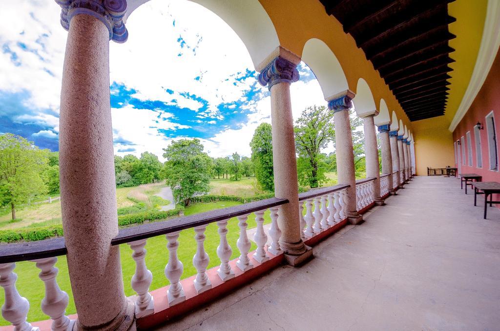 Palac Krobielowice Kąty Wrocławskie Buitenkant foto