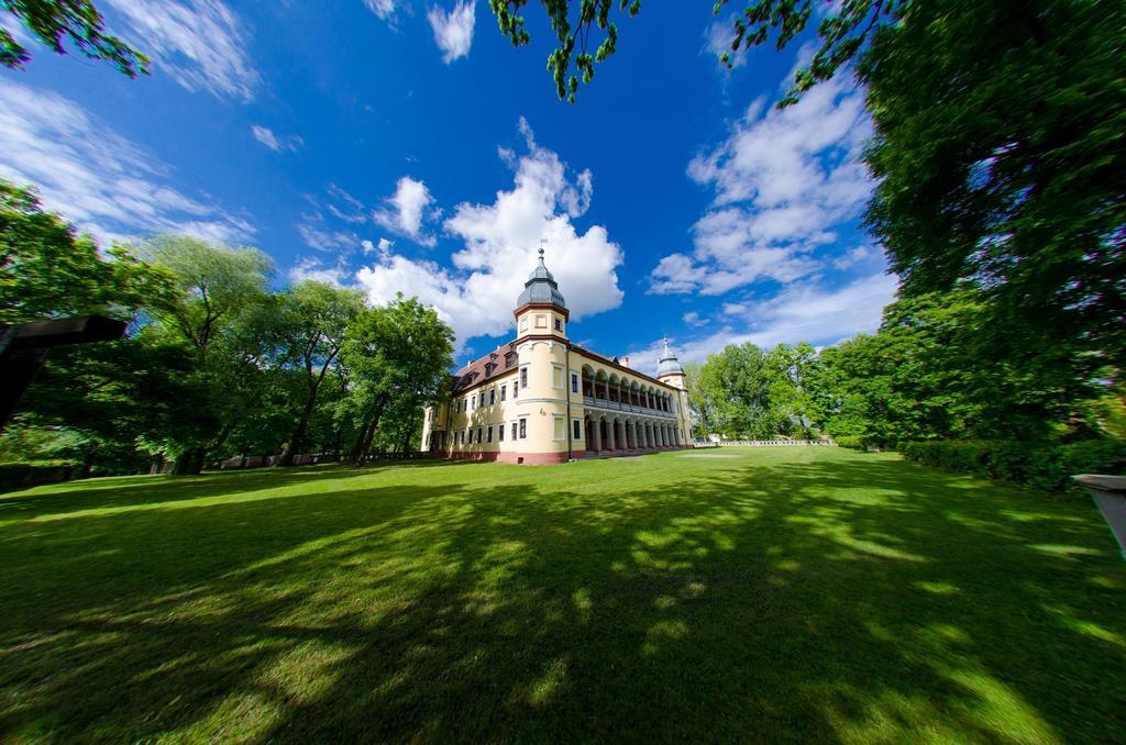 Palac Krobielowice Kąty Wrocławskie Buitenkant foto